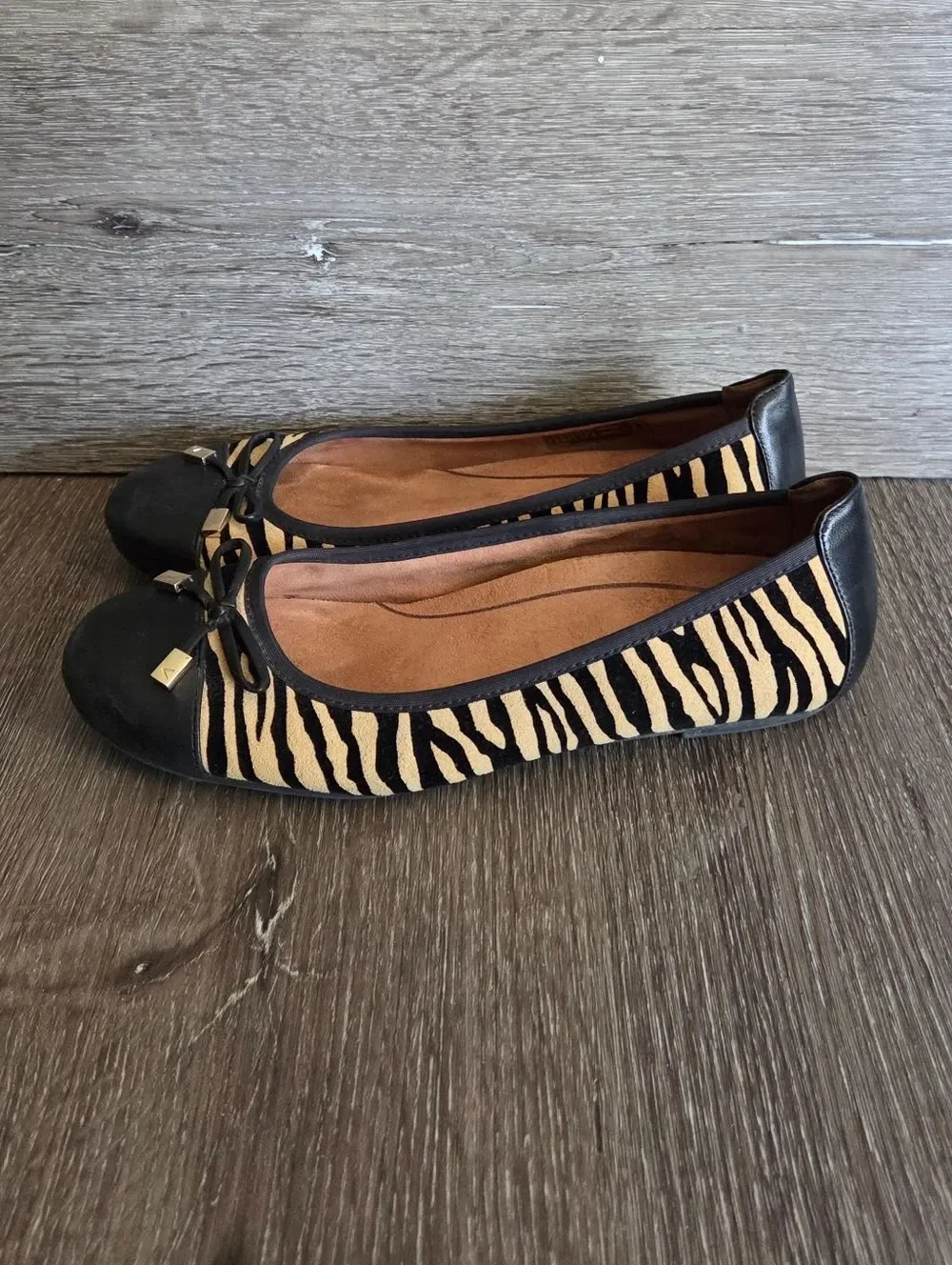 Vionic Minna Ballet Flats Tiger Print Pattern Sz 8